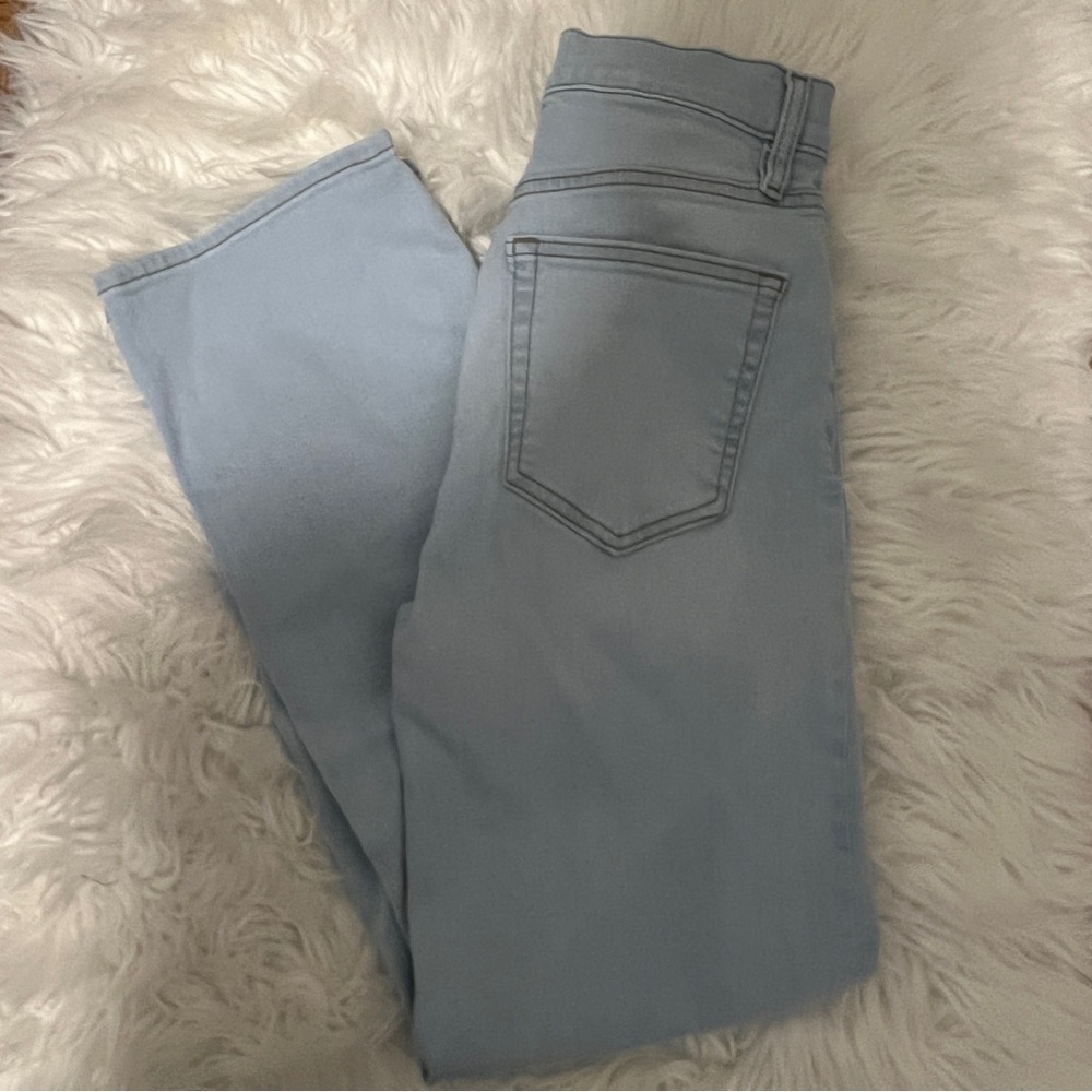 FRAME Le Sleek High Rise Straight Jeans in Float - Size 26